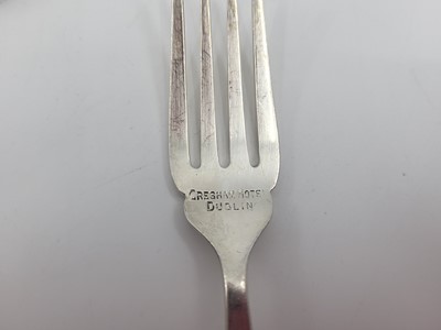 Lot 575 - A SET OF SIX MID 20TH CENTURY EPNS HOTELWARE...