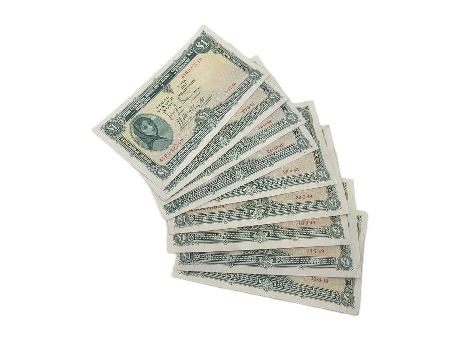Lot 520 - 20 X 1946-1964 LADY LAVERY £1 IRISH BANKNOTES,...