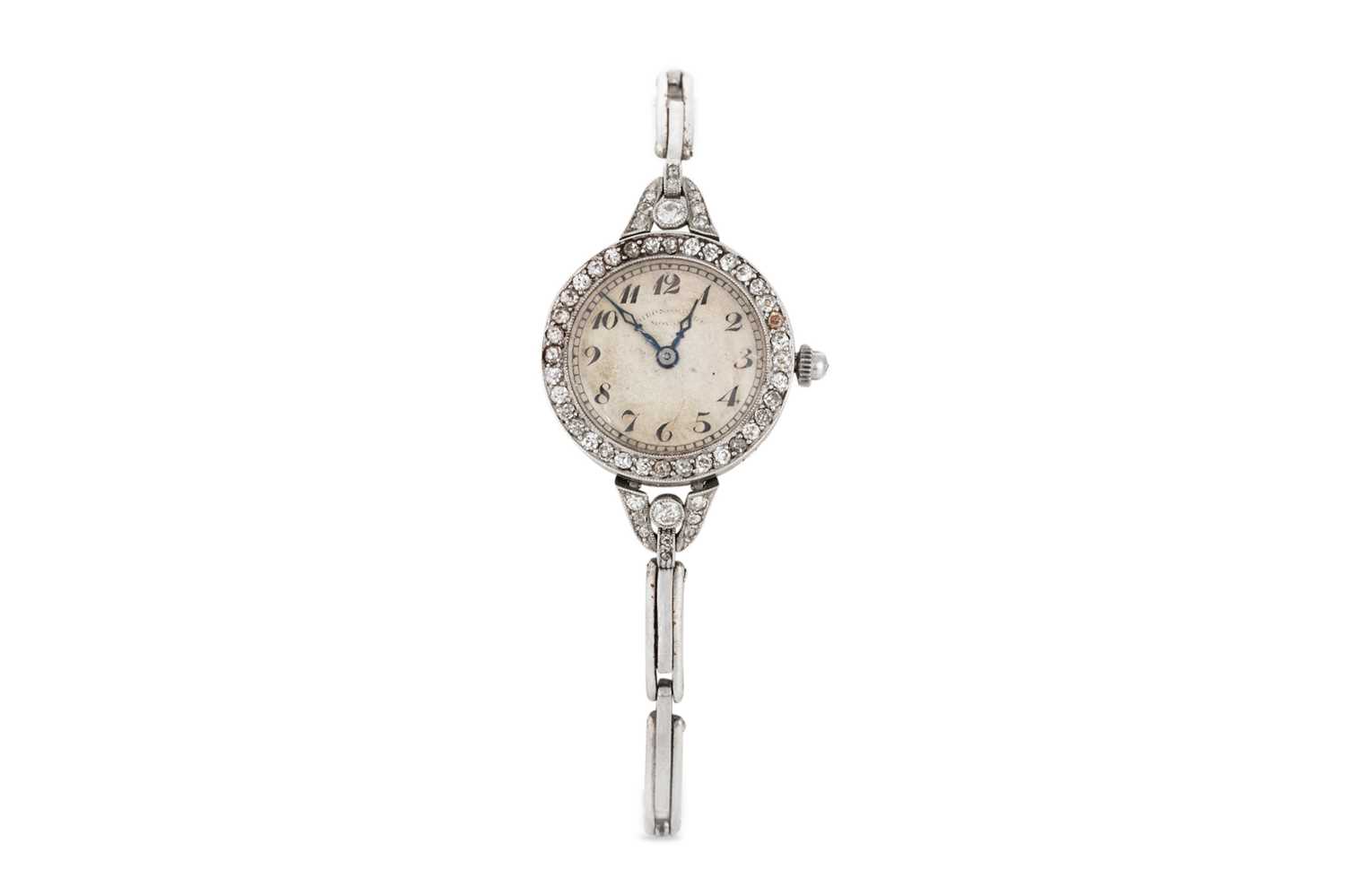 Lot 459 - AN EARLY 20TH CENTURY DIAMOND SET WRIST WATCH,...