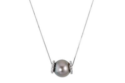 Lot 175 - A TAHITIAN PEARL AND DIAMOND PENDANT, the...