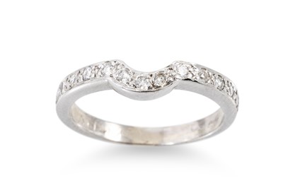 Lot 418 - A DIAMOND SHAPED BAND RING, mounted in 18ct...