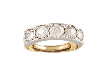 Lot 460 - AN ANTIQUE FIVE STONE HALF HOOP DIAMOND RING,...
