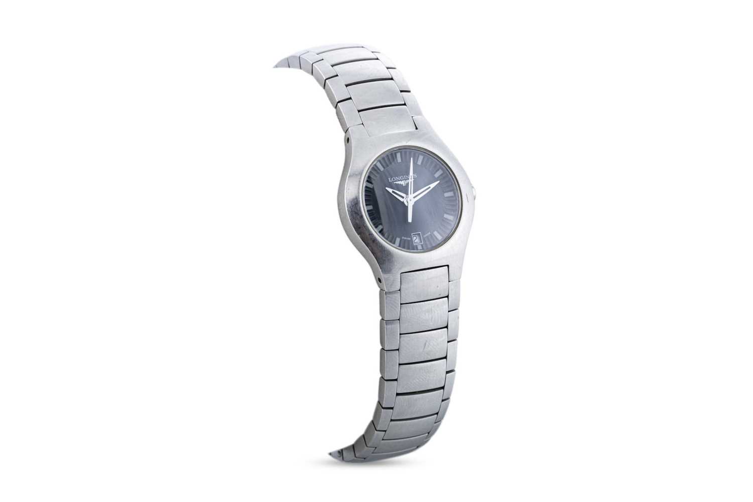 Lot 452 - A LADY'S LONGINES WRIST WATCH, grey dial with...
