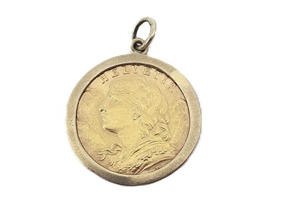 Lot 505 - A 1935 SWISS 20 FRANC .900 GOLD COIN, 6.45g,...