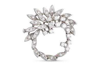 Lot 301 - A VINTAGE DIAMOND SPRAY BROOCH, set with...