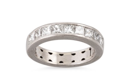 Lot 65 - A DIAMOND HALF ETERNITY RING, mounted in 18ct...