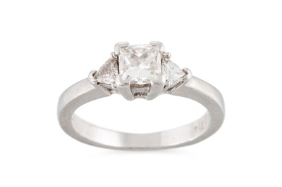 Lot 66 - A DIAMOND SOLITAIRE RING, the princess cut...