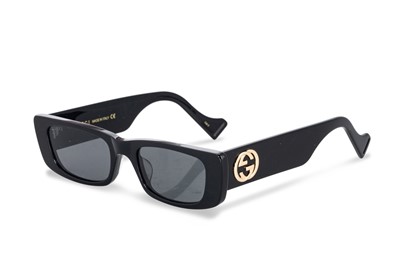Lot 365 - A PAIR OF GUCCI SUNGLASSES, GG05165, boxed