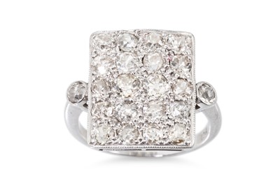 Lot 261 - A DIAMOND CLUSTER RING, of rectangular plaque...