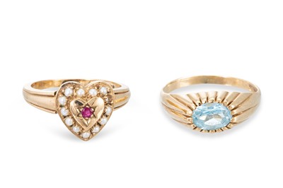 Lot 147 - TWO 9CT GOLD DRESS RINGS, sizes J-K, 4.4 g.