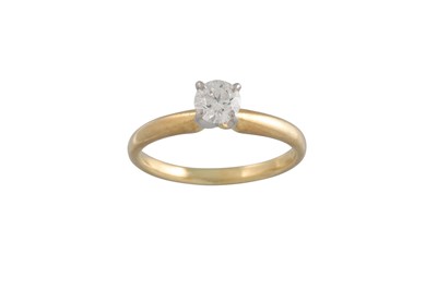 Lot 47 - A DIAMOND SOLITAIRE RING, the round brilliant...