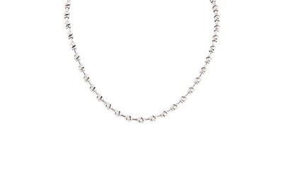 Lot 45 - A DIAMOND SET NECKLACE, fancy link, pavé set,...