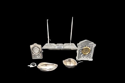 Lot 576 - A MODERN WATERFORD CRYSTAL DESK AND PEN SET,...