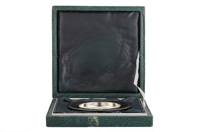 Lot 522 - A MODERN SILVER SMALL ARMADA DISH, by W M...