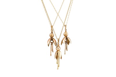 Lot 202 - A COLLECTION OF THREE 10CT YELLOW GOLD IRISH...