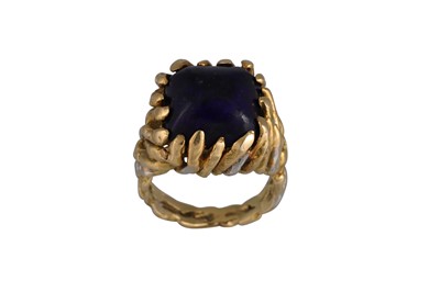 Lot 97 - A STERLÉ LAPIS LAZULI RING, C. 1960s, textured...