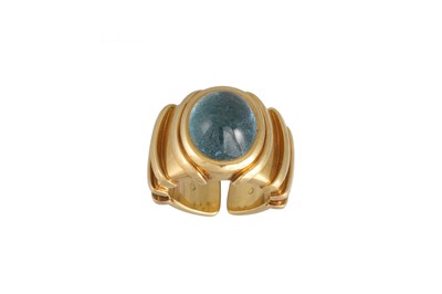 Lot 98 - A MARINA B RING, the 18ct yellow gold wide...