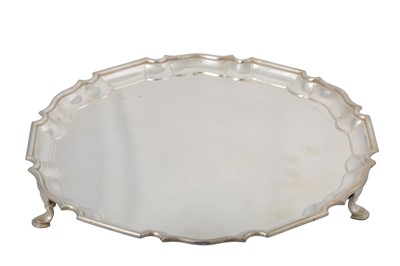 Lot 478 - AN EDWARDIAN LARGE SHAPED CIRCULAR SILVER...