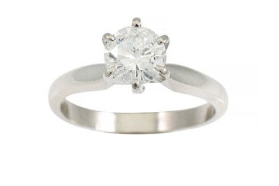 Lot 256 - A DIAMOND SOLITAIRE RING, the brilliant cut...