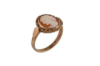 Lot 20 - A 9CT GOLD AND TOPAZ DRESS RING, the marquise...
