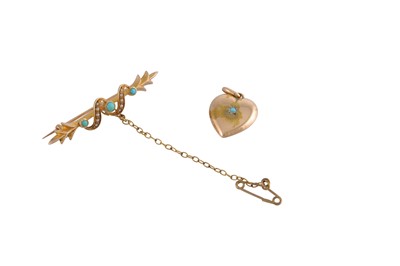 Lot 168 - A 15CT GOLD VINTAGE TURQUOISE AND SEED PEARL...