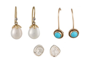 Lot 182 - A PAIR OF CULTURED PEARL DROP EARRINGS,...