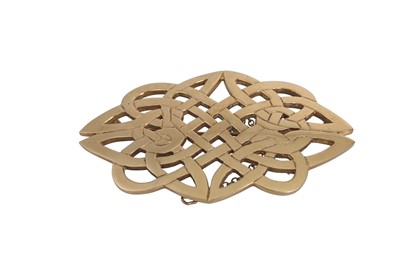 Lot 203 - A 9CT GOLD CELTIC BROOCH, 21 g.