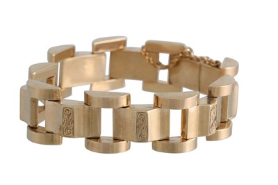 Lot 204 - A 1950'S 9CT YELLOW GOLD ARTICULATED CUFF...