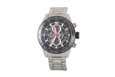 Lot 137 - A GENT'S TAG HEUER CARRERA CALIBRÉ HEUER 01...