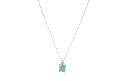 Lot 307 - AN AQUAMARINE AND DIAMOND PENDANT, the...