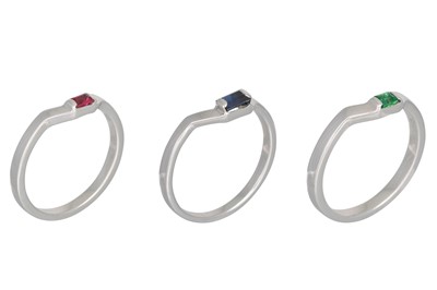 Lot 40 - A SET OF THREE ITALIAN STACKING RINGS, set...