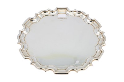 Lot 509 - A MODERN SILVER TRAY By Carr's of Sheffield...