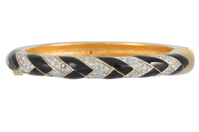 Lot 14 - A VINTAGE BANGLE, in art deco style, enamel...