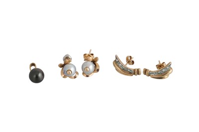 Lot 155 - TWO PAIRS OF GOLD EARRINGS, together with a...