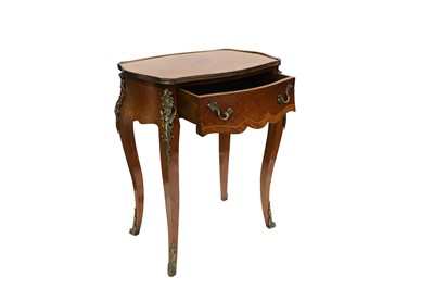 Lot 540 - A FINE QUALITY PAIR OF 20TH CENTURY LOUIS XVI...