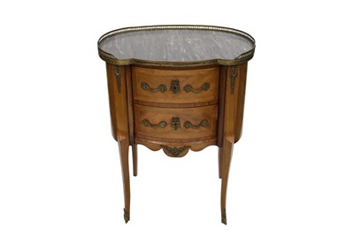 Lot 545 - AN EARLY 20TH LOUIS XV STYLE KIDNEY SHAPED...