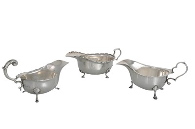 Lot 475 - THREE SIMILAR GRADUATED SILVER HALLMARKED...
