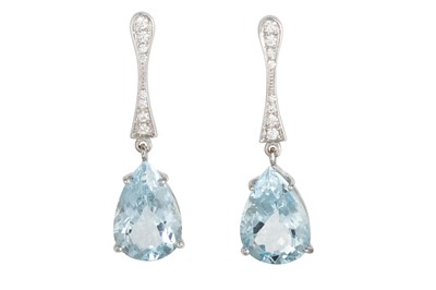 Lot 347 - A PAIR OF AQUAMARINE AND DIAMOND DROP EARRINGS,...