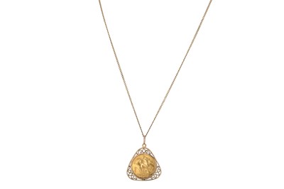 Lot 271 - AN EDWARDIAN GOLD FULL SOVEREIGN 1905, mounted...