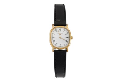 Lot 441 - A LADY'S LONGINES WRIST WATCH, white dial,...
