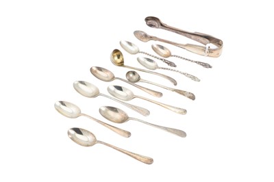 Lot 582 - AN ASSORTED MIXED COLLECTION OF VICTORIAN...