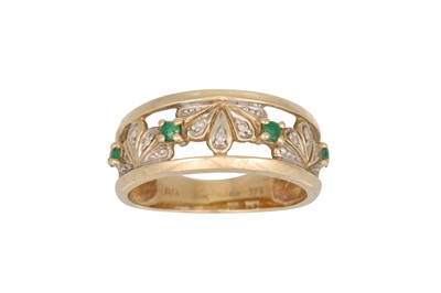 Lot 59 - AN EMERALD AND DIAMOND RING, mounted in 9ct...