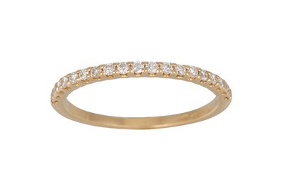 Lot 150 - A DIAMOND HALF ETERNITY RING, the brillaint...