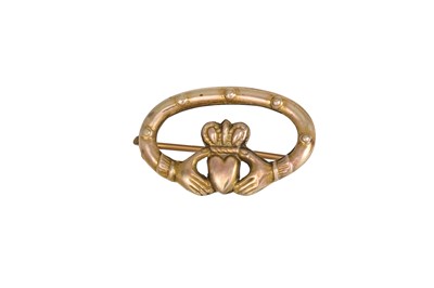 Lot 226 - A 9CT CLADDAGH BROOCH, Dublin 1949