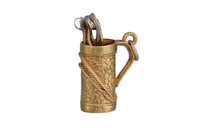 Lot 229 - A 9CT GOLD PENDANT, modelled as a golf bag,...