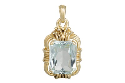 Lot 313 - AN AQUAMARINE PENDANT, the rectangular stone...