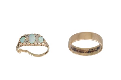 Lot 172 - A 9CT GOLD WEDDING BAND, 3.9 g., size V...