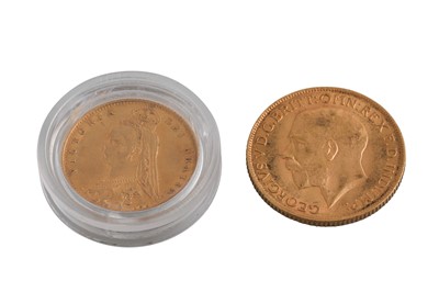 Lot 558 - A 1915 FULL GOLD SOVEREIGN, together with an...