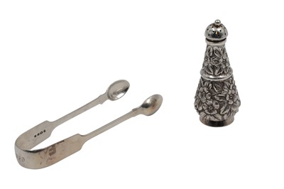 Lot 609 - AN ANTIQUE USA STERLING SILVER EMBOSSED SALT...