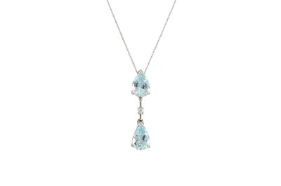 Lot 293 - AN AQUAMARINE AND DIAMOND PENDANT, set with...